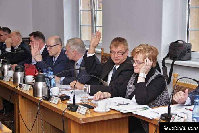 sesja-w-powiecie-kowary-przejey-liceum-foto-65697