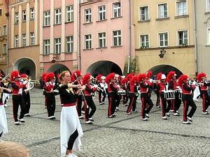 holenderska-orkiestra-na-placu-ratuszowym-6570