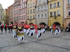 holenderska-orkiestra-na-placu-ratuszowym-6570