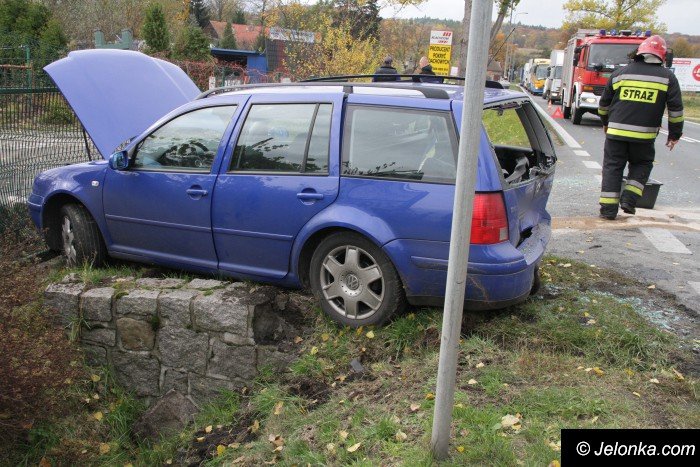 zderzenie-aut-na-wylocie-z-maciejowej-foto-65700