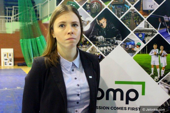 nie-tylko-modzi-szukali-pracy-na-targach-foto-65714