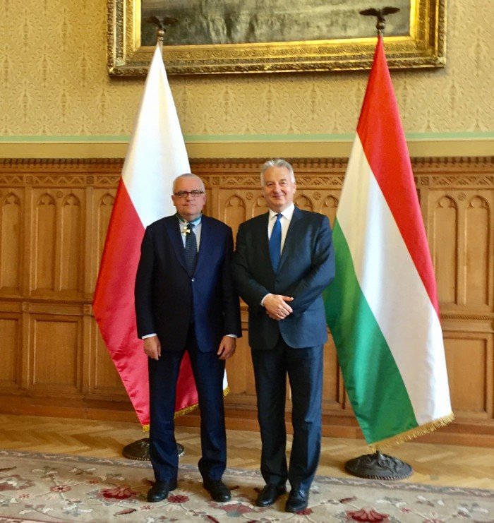 krzyz-orderu-wegier-dla-adama-lipinskiego-foto-65741