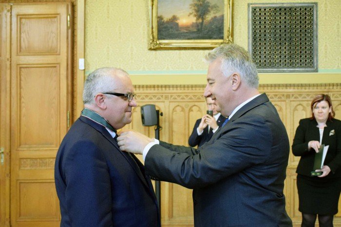 krzyz-orderu-wegier-dla-adama-lipinskiego-foto-65741