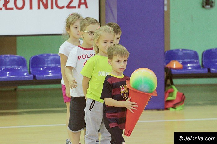 przedszkolaki-z-promyczka-w-hali-przy-zotniczej-foto-65824