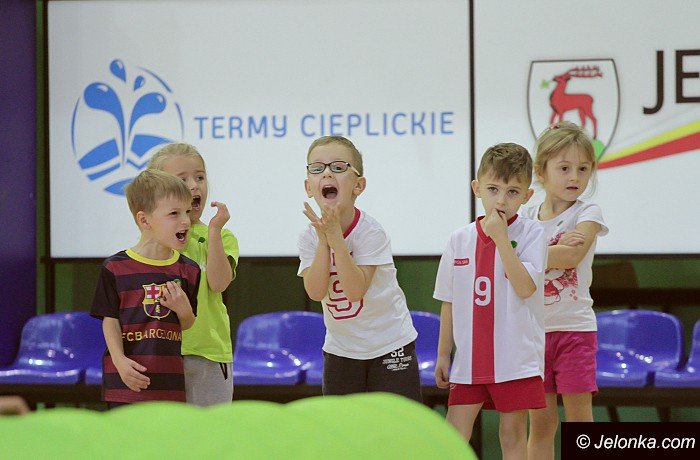 przedszkolaki-z-promyczka-w-hali-przy-zotniczej-foto-65824