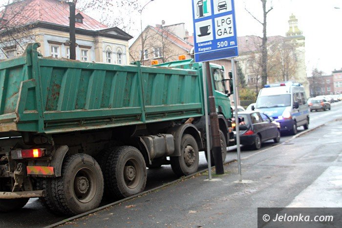 scania-najechaa-na-lancie-dwie-osoby-w-szpitalu-foto-65864