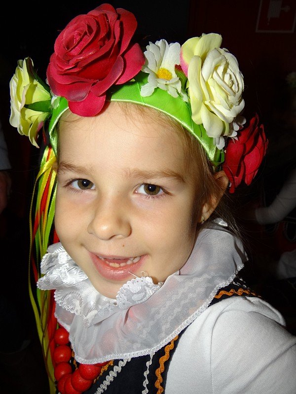 przedszkolaki-w-pieknym-przegladzie-patriotycznym-foto-65923