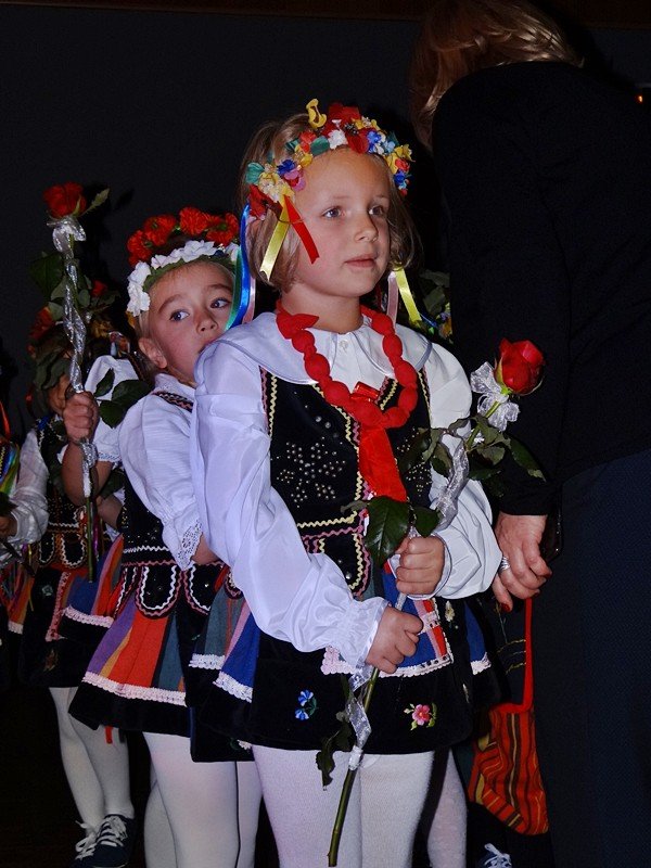 przedszkolaki-w-pieknym-przegladzie-patriotycznym-foto-65923