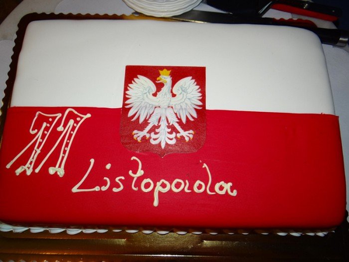 przedszkolaki-w-pieknym-przegladzie-patriotycznym-foto-65923