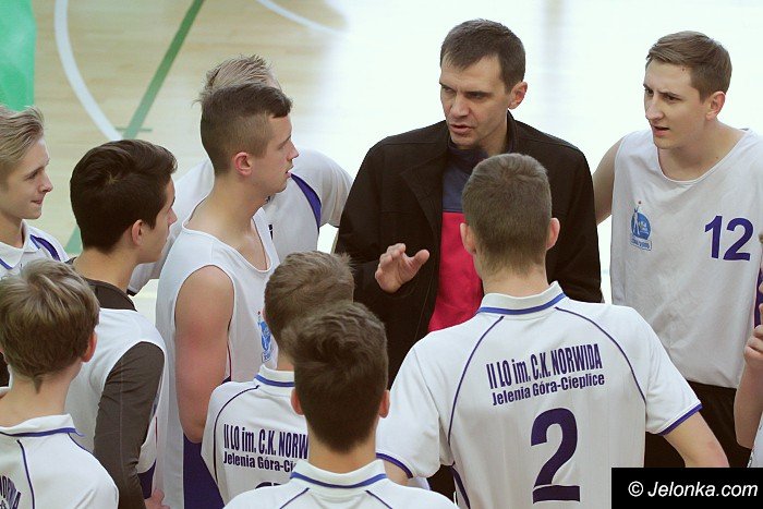 w-turniejach-mosu-rywalizowali-siatkarze-i-szachisci-foto-65928