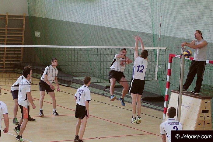 w-turniejach-mosu-rywalizowali-siatkarze-i-szachisci-foto-65928