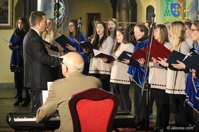 wspaniay-koncert-piesni-patriotycznych-foto-65937
