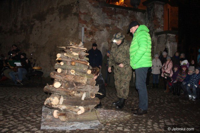 wieczorne-spotkanie-przy-ognisku-patriotyzmu-foto-65939
