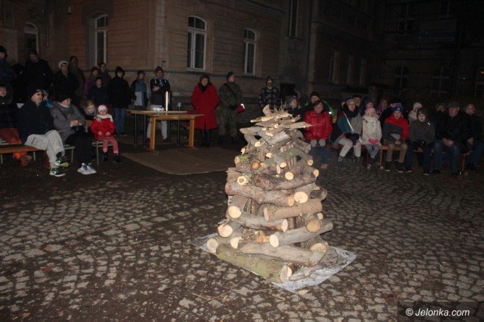wieczorne-spotkanie-przy-ognisku-patriotyzmu-foto-65939