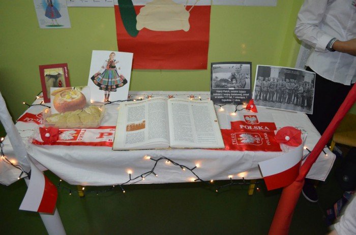 patriotycznie-rowniez-w-jedynce-foto-65959
