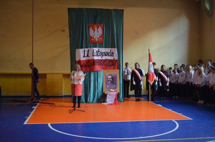 patriotycznie-rowniez-w-jedynce-foto-65959