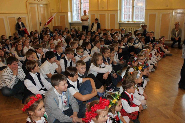 patriotycznie-i-z-przytupem-w-sp-2-foto-65977