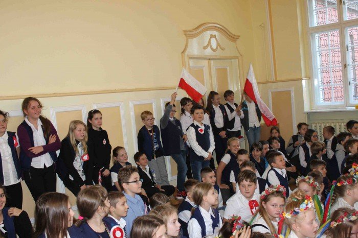 patriotycznie-i-z-przytupem-w-sp-2-foto-65977