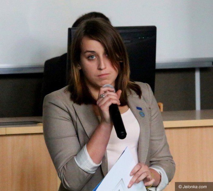 uniwersytet-ekonomiczny-kusi-maturzystow-foto-65996
