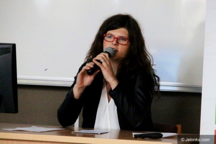 uniwersytet-ekonomiczny-kusi-maturzystow-foto-65996