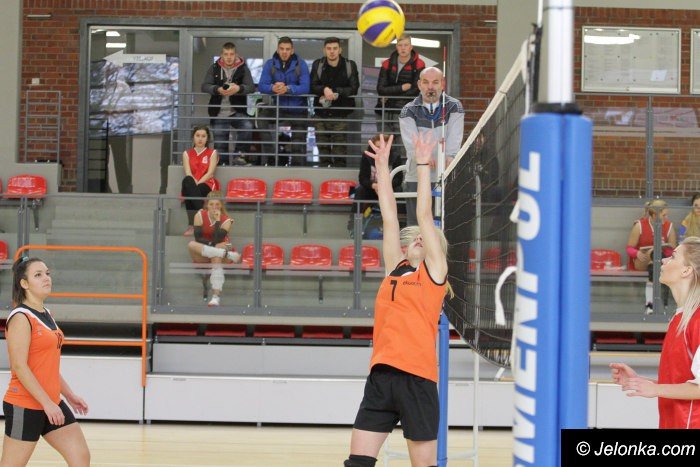 siatkarki-ze-sniadeckiego-wygray-turniej-foto-66031