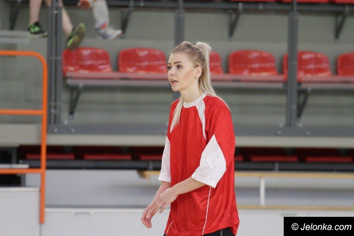 siatkarki-ze-sniadeckiego-wygray-turniej-foto-66031