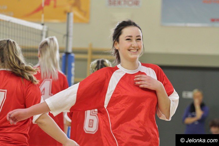 siatkarki-ze-sniadeckiego-wygray-turniej-foto-66031