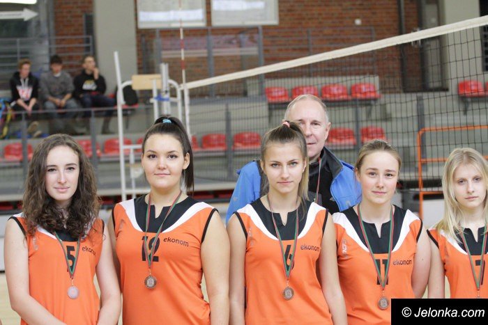 siatkarki-ze-sniadeckiego-wygray-turniej-foto-66031