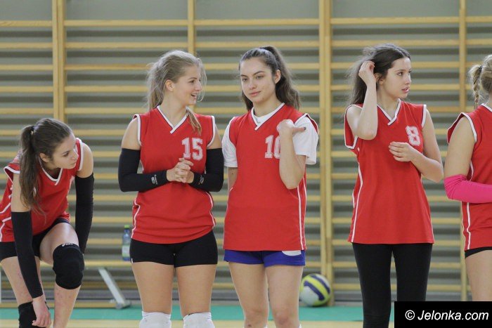 siatkarki-ze-sniadeckiego-wygray-turniej-foto-66031
