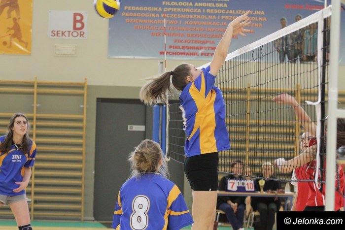 siatkarki-ze-sniadeckiego-wygray-turniej-foto-66031