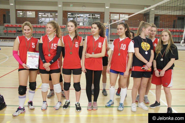 siatkarki-ze-sniadeckiego-wygray-turniej-foto-66031