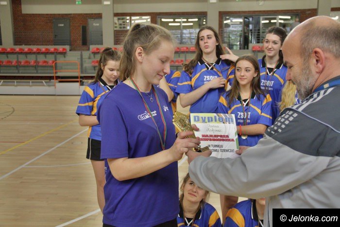 siatkarki-ze-sniadeckiego-wygray-turniej-foto-66031