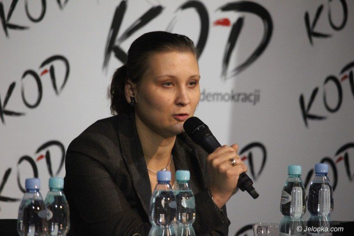 kijowski-szczuka-i-inni-w-cieplicach-o-prawach-kobiet-foto-66060