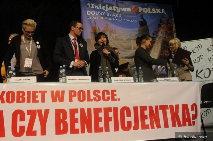 kijowski-szczuka-i-inni-w-cieplicach-o-prawach-kobiet-foto-66060