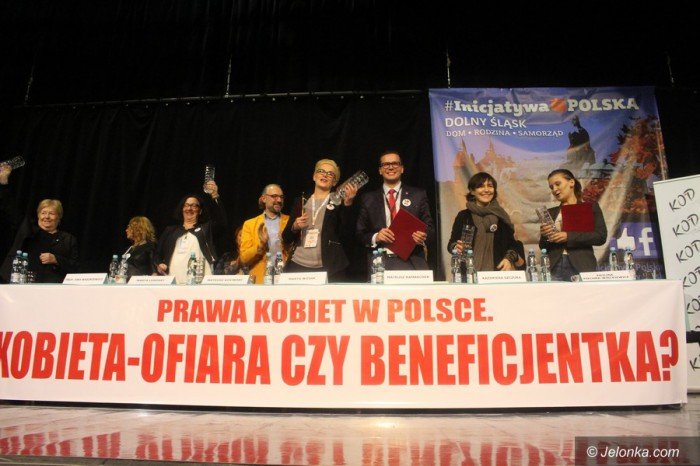 kijowski-szczuka-i-inni-w-cieplicach-o-prawach-kobiet-foto-66060