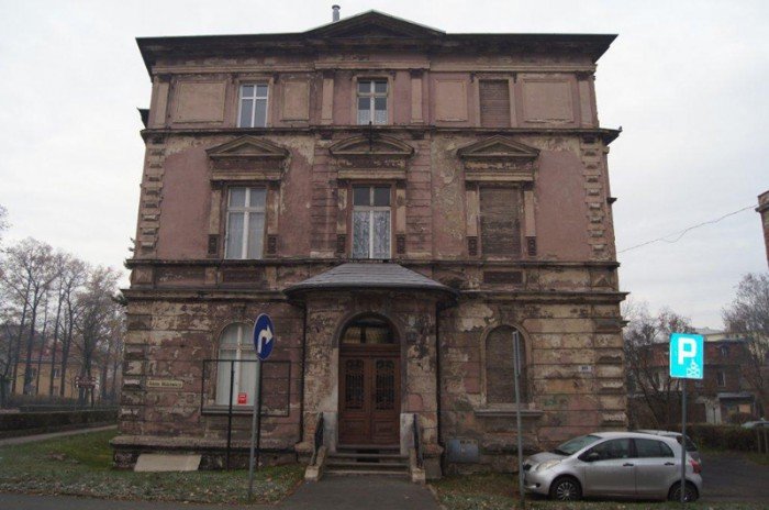 Willa Ingenheim dzisiaj ( wejście główne)