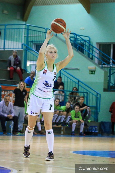 koszykarki-ponownie-pokazay-charakter-foto-66070
