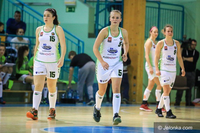 koszykarki-ponownie-pokazay-charakter-foto-66070
