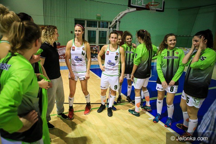 koszykarki-ponownie-pokazay-charakter-foto-66070
