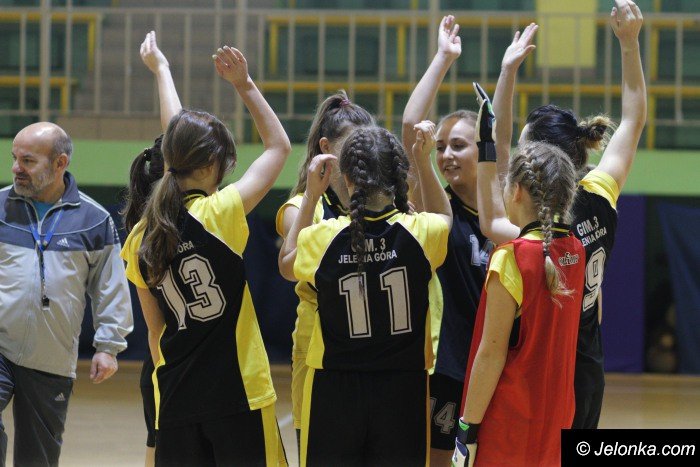 turniej-futsalu-dla-gimnazjum-nr-4-foto-66109