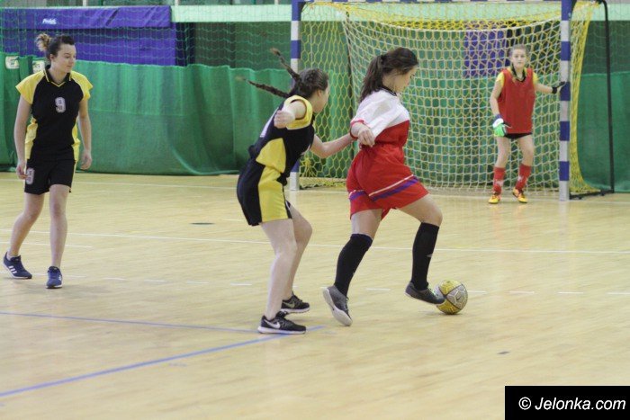 turniej-futsalu-dla-gimnazjum-nr-4-foto-66109