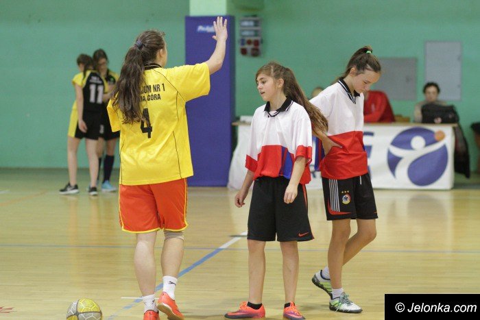 turniej-futsalu-dla-gimnazjum-nr-4-foto-66109