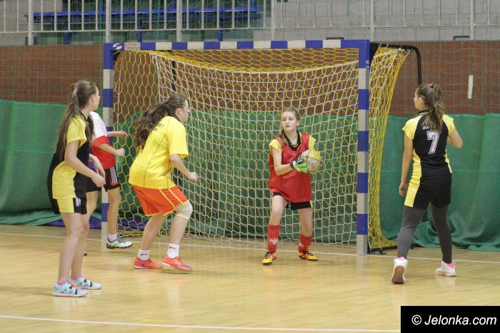 turniej-futsalu-dla-gimnazjum-nr-4-foto-66109