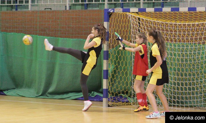 turniej-futsalu-dla-gimnazjum-nr-4-foto-66109