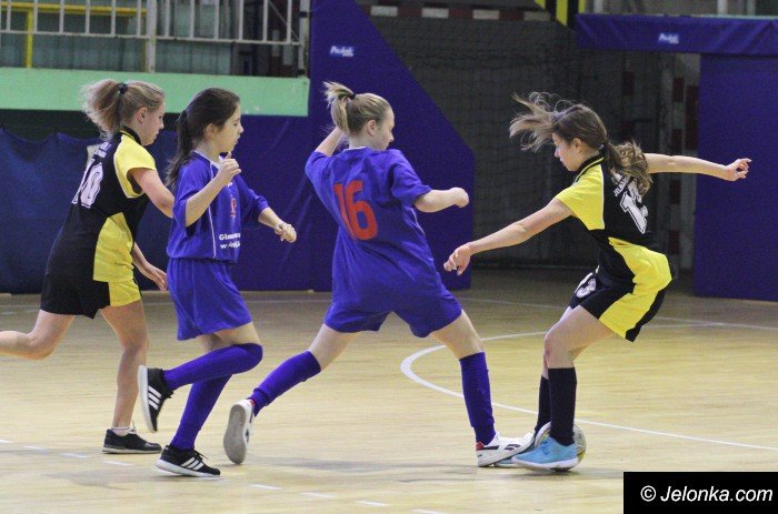 turniej-futsalu-dla-gimnazjum-nr-4-foto-66109