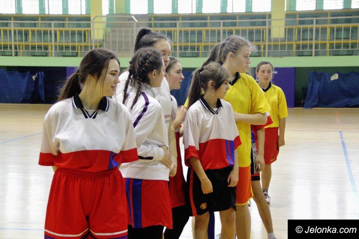 turniej-futsalu-dla-gimnazjum-nr-4-foto-66109