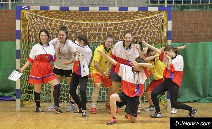 turniej-futsalu-dla-gimnazjum-nr-4-foto-66109
