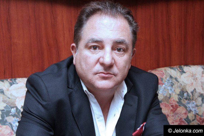 wino-to-misterium-robert-makowicz-w-konradowce-foto-66128