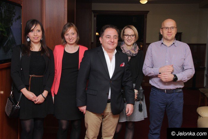 wino-to-misterium-robert-makowicz-w-konradowce-foto-66128