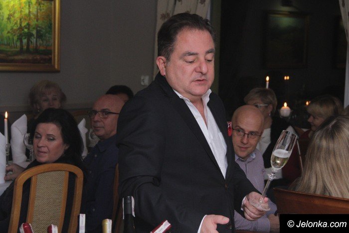 wino-to-misterium-robert-makowicz-w-konradowce-foto-66128